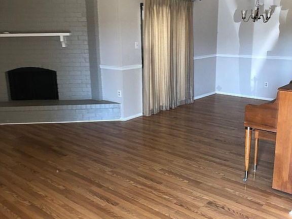 2nd image of 1701 Brazoria Dr