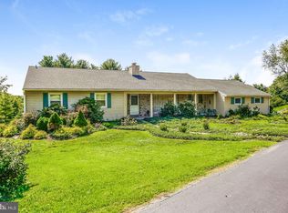 34 Fox Valley Ln, Glen Mills, PA 19342