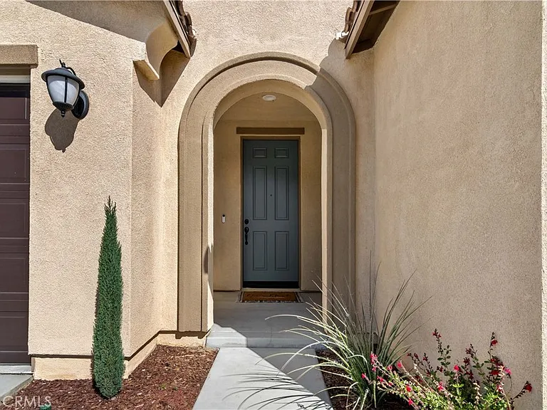 28380 Patches Dr — Photo 2