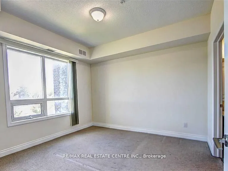 3170 Erin Mills Pkwy #231 — Photo 16