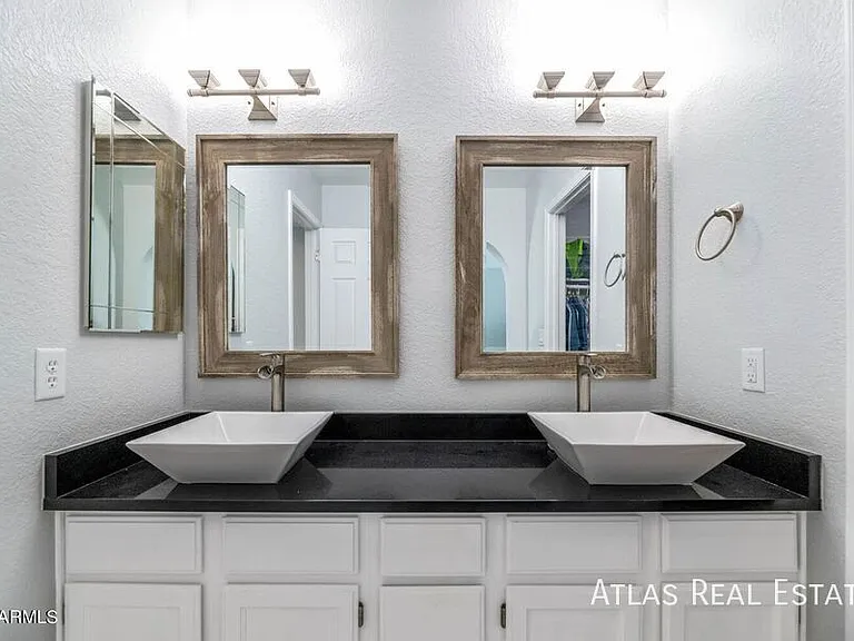 4145 W Bluefield Ave — Photo 16