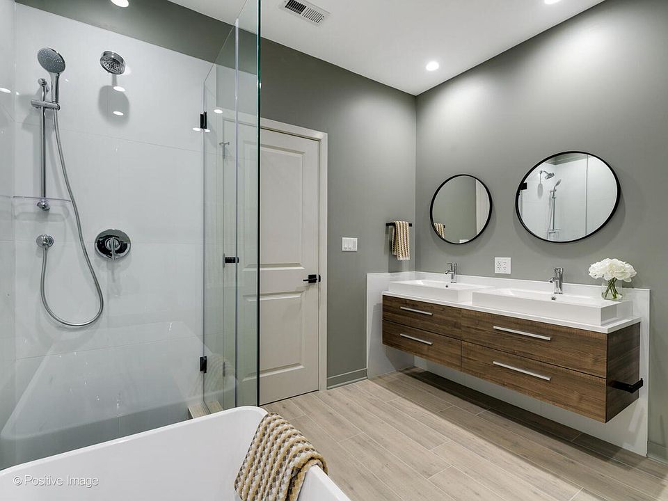 1st image of 6023 W North Ave #2W