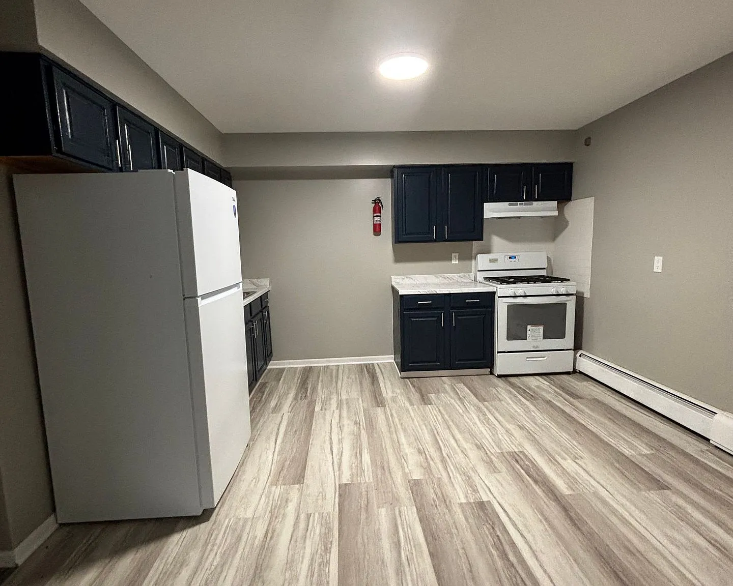 New Management. New Standards. Now Leasing. — Photo 4