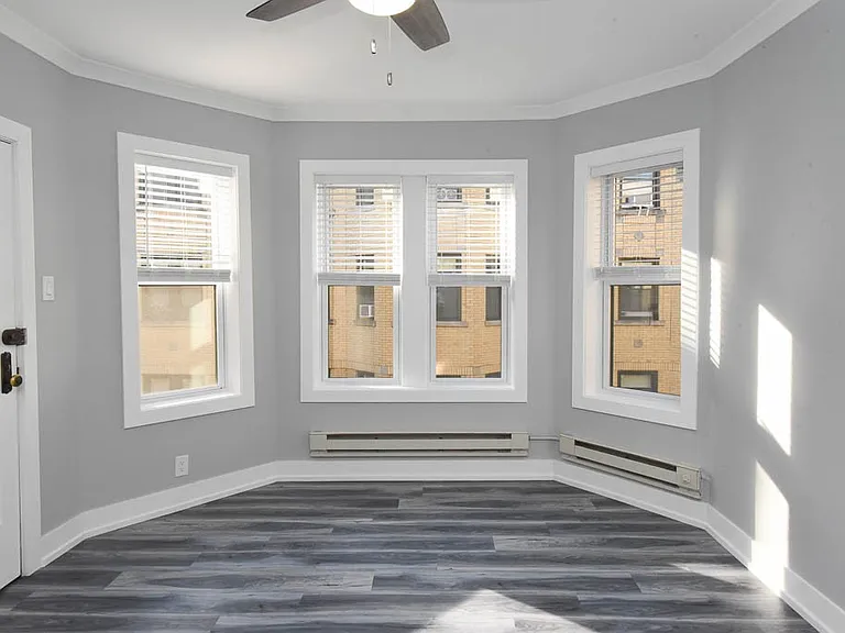 3821 N Greenview Ave #W3 — Photo 9