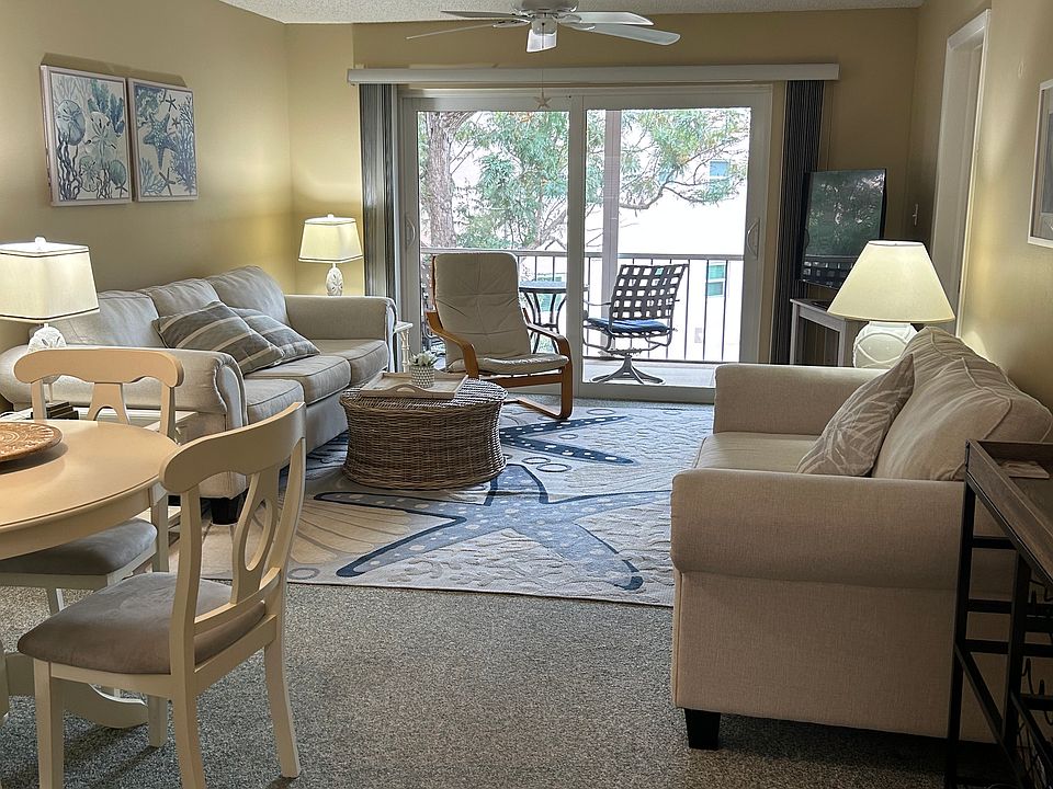 1st image of 170 Turtle Lake Ct APT 304