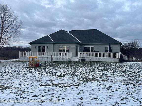 3rd image of 4545 S Green Gables Dr