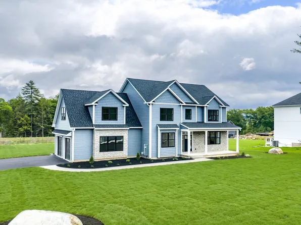 32 Balsam Hill Rd, Ludlow, MA 01056