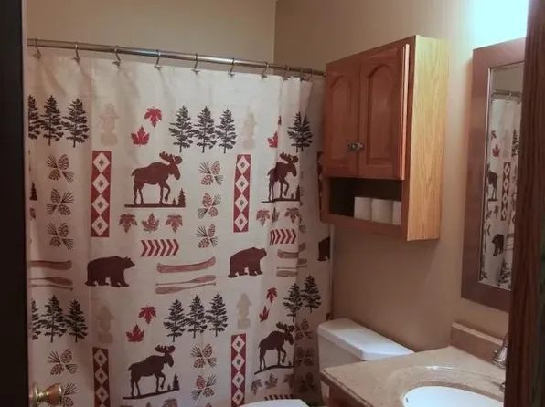 38278 Casselberry Dr, North Branch, MN 55056