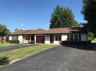 1301 Blue Lake Way, Bowling Green, KY 42104