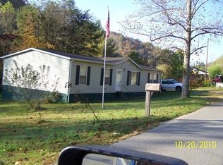 231 Meades Branch Rd, Louisa, KY 41230