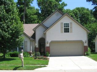 5881 Lost Oaks Dr, Carmel, IN