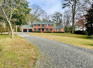 127 Otter Cv, Deltaville, VA 23043