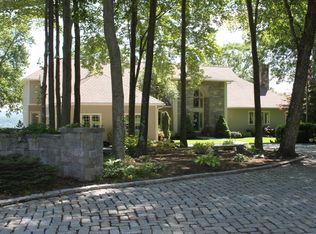 79 Owl Ridge Rd, Woodbury, CT 06798