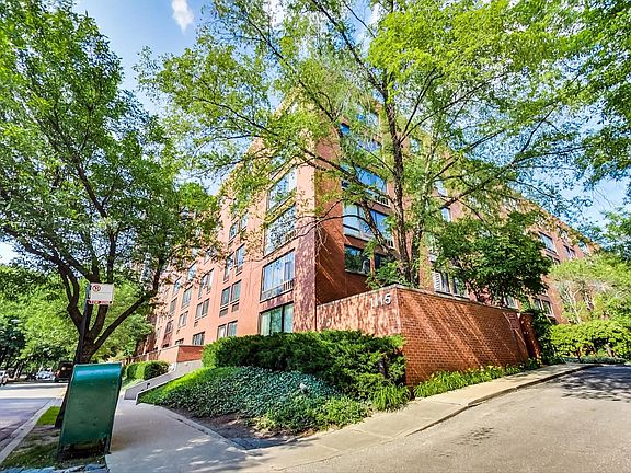 2nd image of 1115 S Plymouth Ct APT 307
