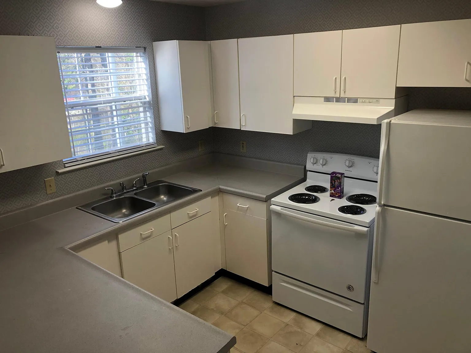 4944 Brighton Ln — Photo 4