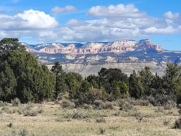 1000 W Tropic, Tropic, UT 84776