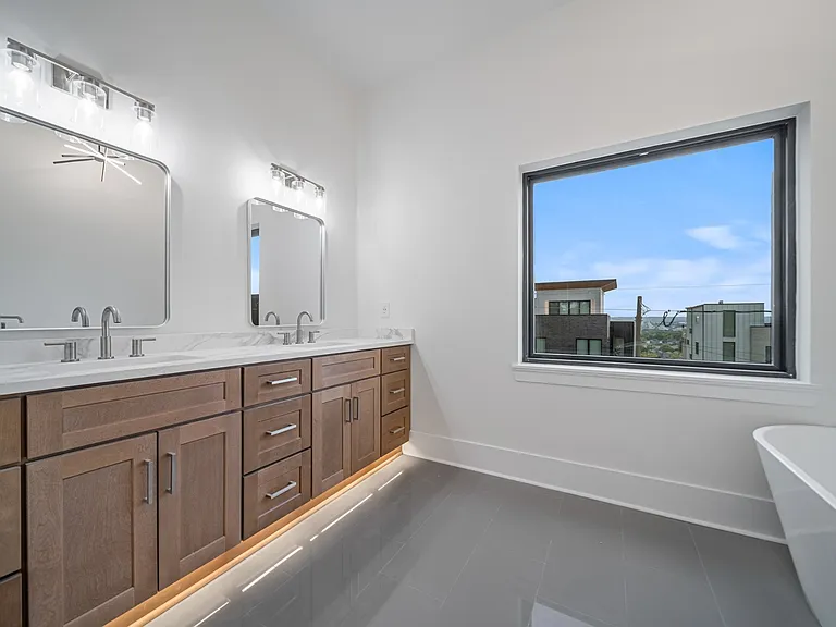 6011 Hill Cir — Photo 49