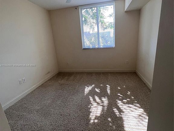 4th image of 510 NW 84th Ave APT 323