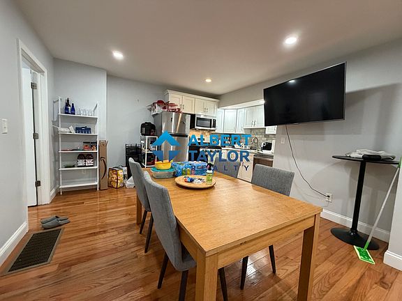 2nd image of 475 Massachusetts Ave APT 1
