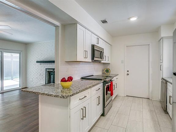 5th image of 1713 Glenbrook Dr