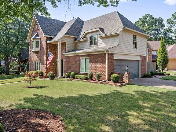 3rd image of 8394 Westfair Cir N
