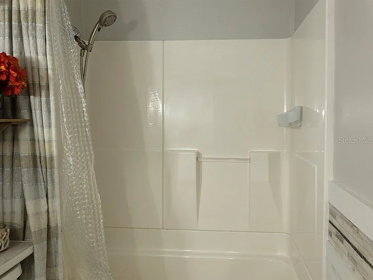 380 Base Ave E #201 — Photo 18