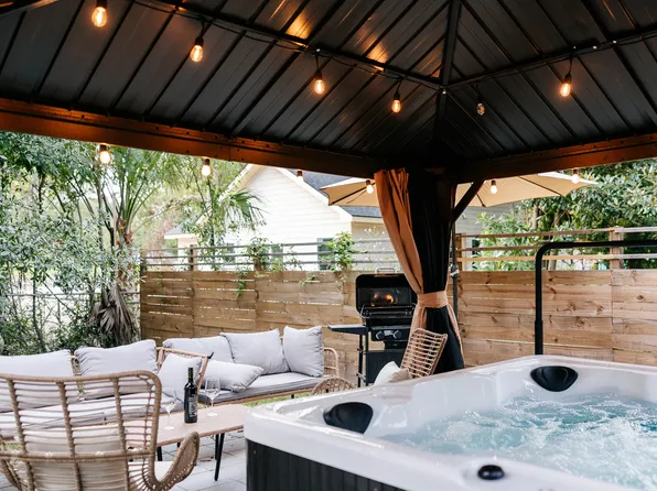 1212 E 72nd St, Savannah, GA 31404