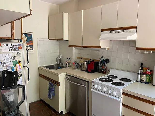 48 Phillips St #2 — Photo 5