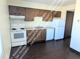 810 Bridgit Ln SE APT 2, Cedar Rapids, IA 52403