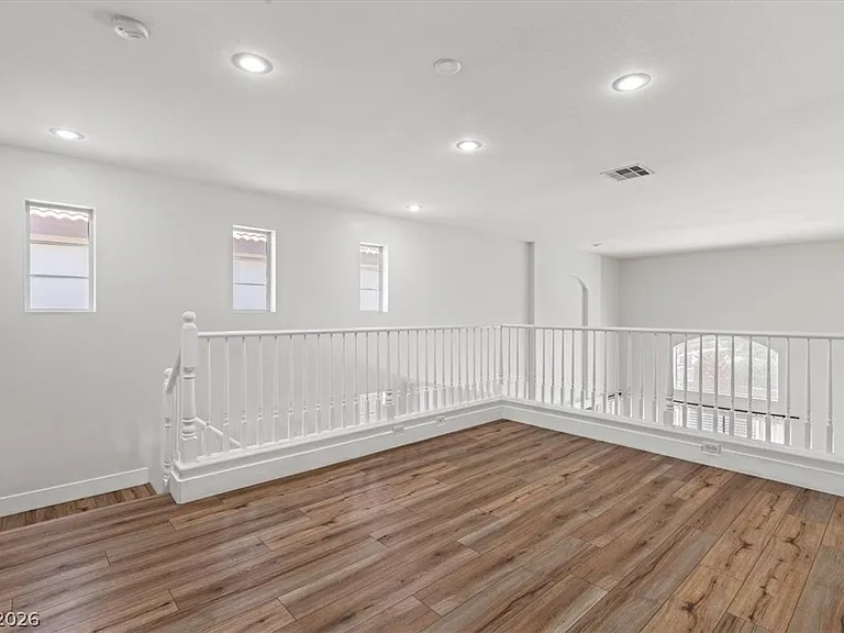 4905 Pounding Surf Ave — Photo 16