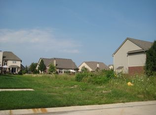 21361 Clayton Dr, Macomb, MI 48044