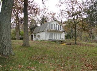 6601 Riverside Rd, Waterford, WI 53185