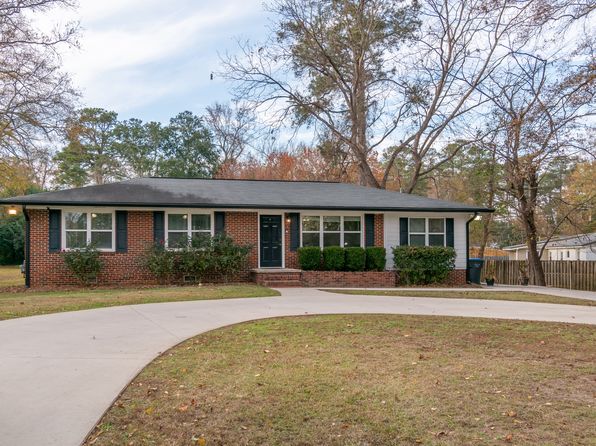 9 Lakemont Dr