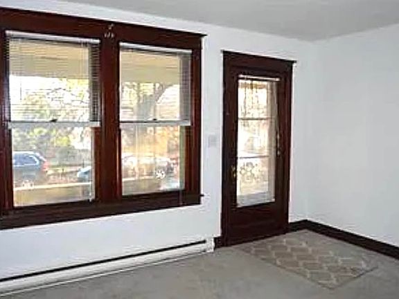 4th image of 2307 Sycamore St #1