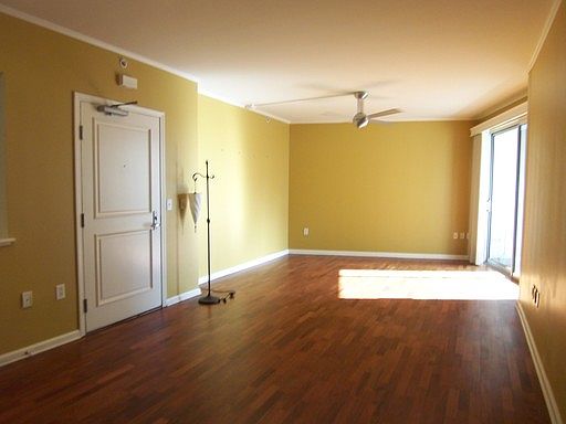 4th image of 140 S Van Ness Ave Unit 830