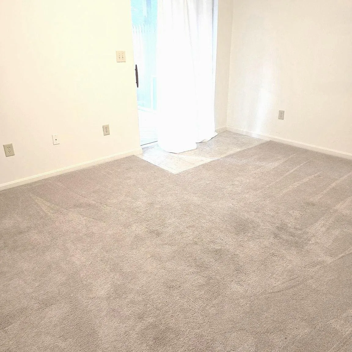 3 bed, 4.0 bath, 1780 sqft, $1,950 — Photo 2
