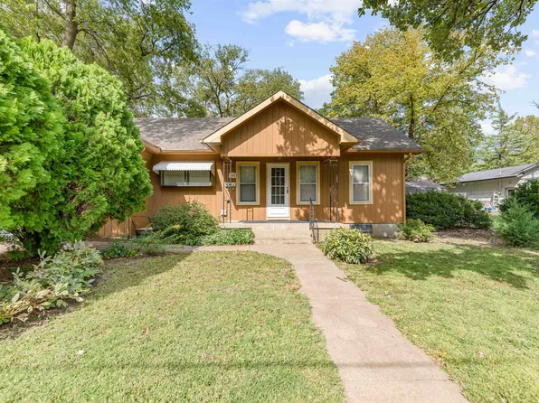308 W Lindsborg St, Lindsborg, KS 67456