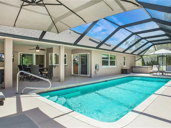 2206 Imperial Golf Course BLVD, NAPLES, FL 34110