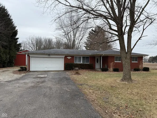 6713 E State Road 36, Mooreland, IN 47360