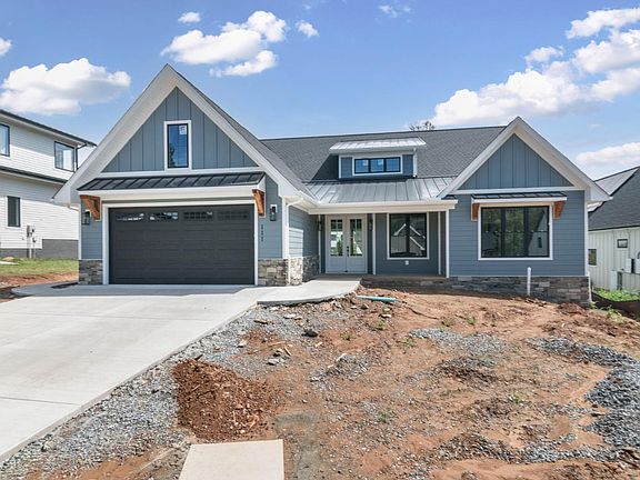 2nd image of 111 Courtney Springs Dr