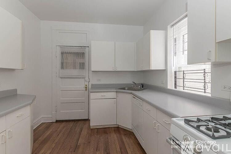 1st image of 4874 N Ashland Ave #4