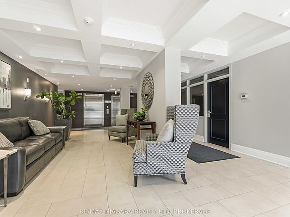 5th image of 125 Wilson St W #107