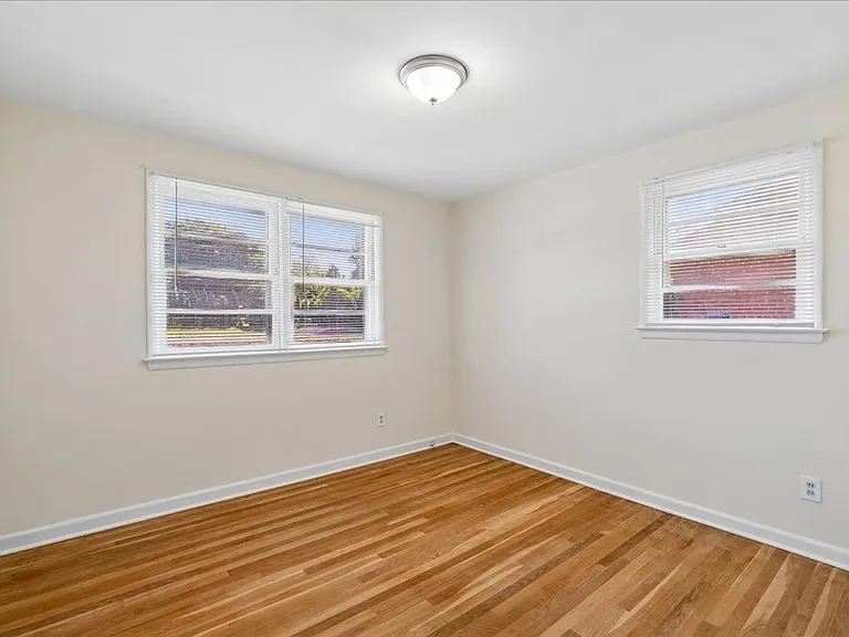 13012 Georgia Ave — Photo 20