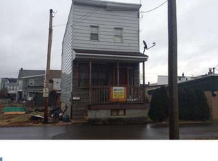 39 N 4th St, Saint Clair, PA 17970