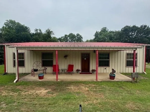 300 NW 6th St, Kingston, OK 73439