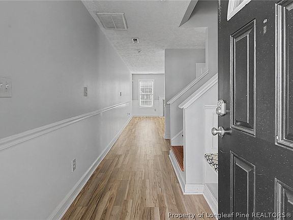 5th image of 86 Boston Hbr