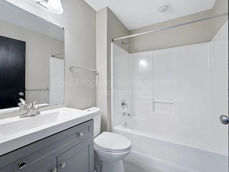 9010 Charlotte Ct — Photo 4