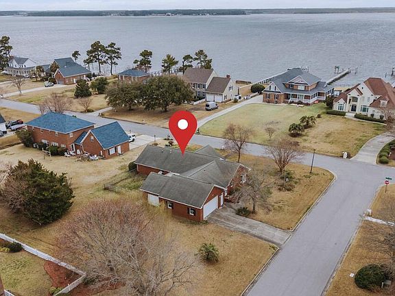 2nd image of 1601 River Bluff Road