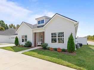3276 Stone Creek Dr, Chattanooga, TN 37405