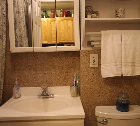 5th image of 223 E 28th St APT 4RW